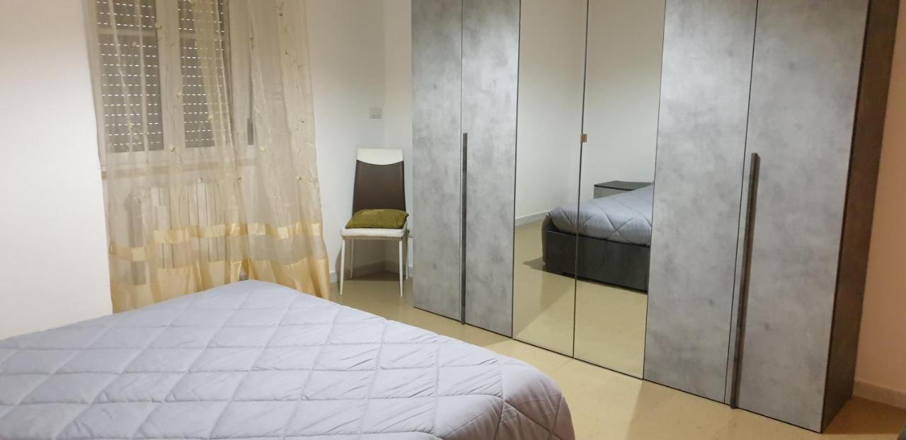 Dimora Di Giada Apartment Brindisi Bagian luar foto